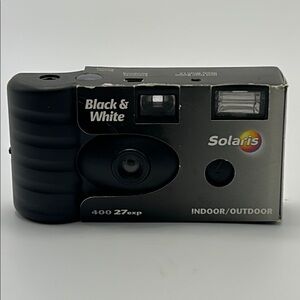 Solaris Black White Disposable Camera 400 27exp Indoor/ Outdoor